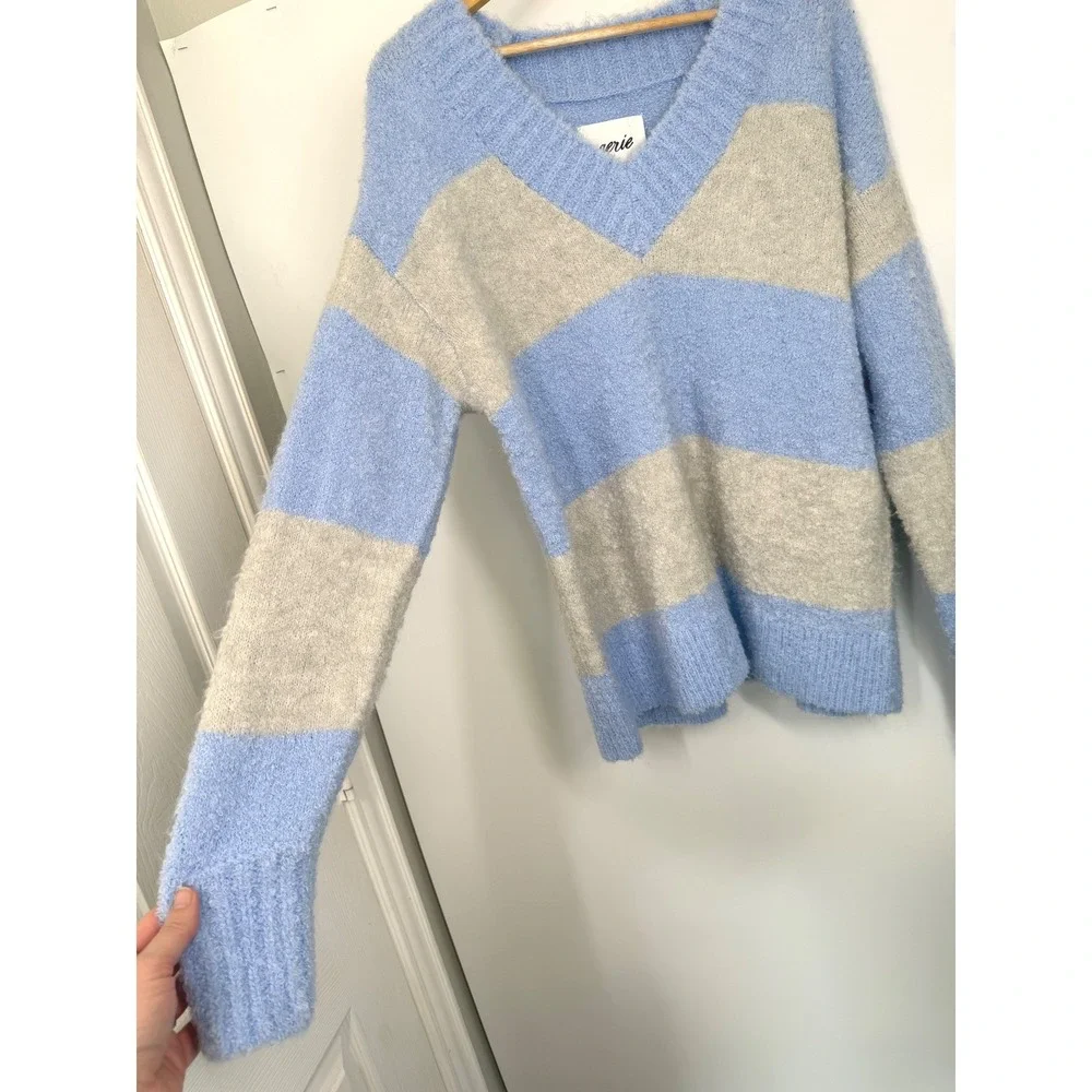 Aerie Teddy Boucle Striped Fuzzy V Neck Sweater Ocean Sky Blue Cozy Oversized XS